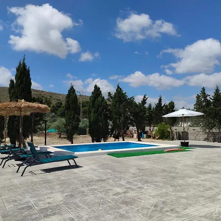 Con Piscina Climatizada Y Barbacoa A 10 Km De Alicante Y Playas, 3000 M2 De Terreno