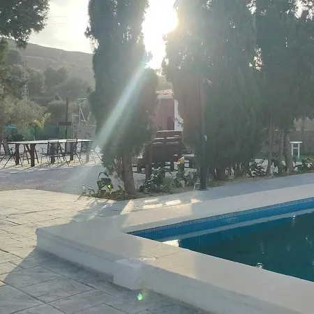 Villa Con Piscina Climatizada Y Barbacoa A 10 Km De Alicante Y Playas, 3000 M2 De Terreno