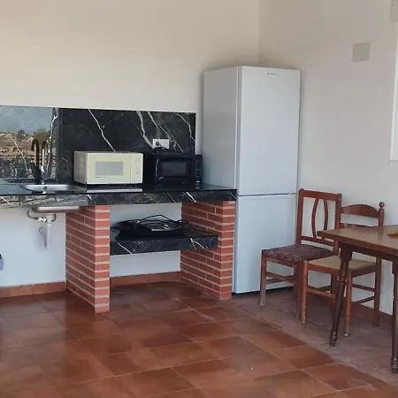 Con Piscina Climatizada Y Barbacoa A 10 Km De Alicante Y Playas, 3000 M2 De Terreno Elche