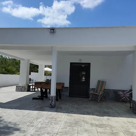 Con Piscina Climatizada Y Barbacoa A 10 Km De Alicante Y Playas, 3000 M2 De Terreno * Elche