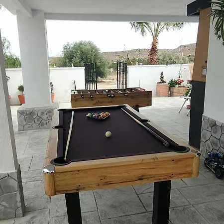 Con Piscina Climatizada Y Barbacoa A 10 Km De Alicante Y Playas, 3000 M2 De Terreno *