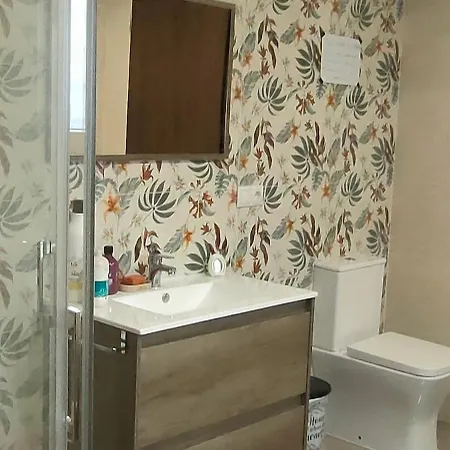 Con Piscina Climatizada Y Barbacoa A 10 Km De Alicante Y Playas, 3000 M2 De Terreno * Elche